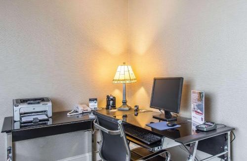 Richmond Hotel | Comfort Suites Richmond