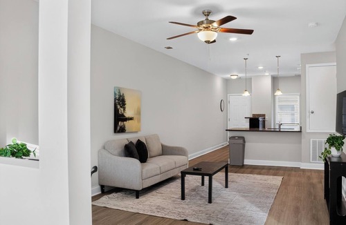 Savannah Apartment | Comfortable 2BR Home Away From Home