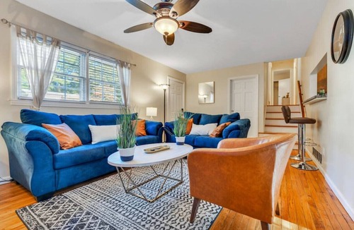 Stone Mountain House | Comfy 3 Bedroom Home Minutes from Stone Mountain!