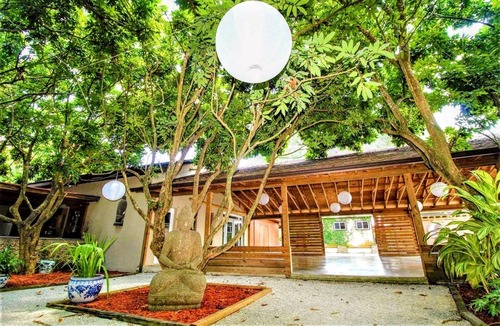 Princeton House | Comfy Lake Tiny House in Rare Japanese Garden