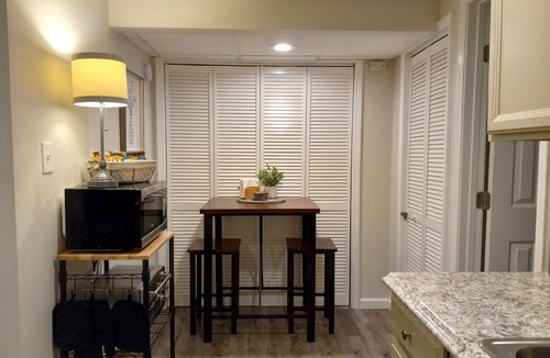 Kennesaw Apartment | Comfy & Peaceful, entire 1 BR daylight basement apartment for professionals