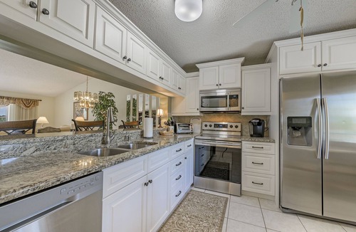 Naples Condo | Condo in Golf Community
