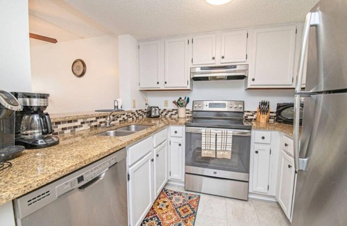 St. Augustine Beach Condo | Condo ∙ 2 bedrooms ∙ 6 guests