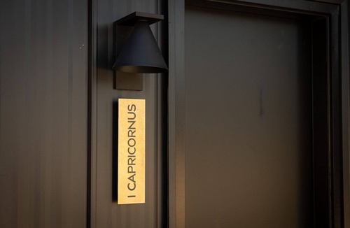 Sparta Cabin | Constellation Capricornus Suite