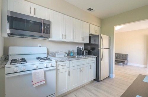 Midtown Apartment | Contemporary 2BR Apartment in Midtown-Wynwood