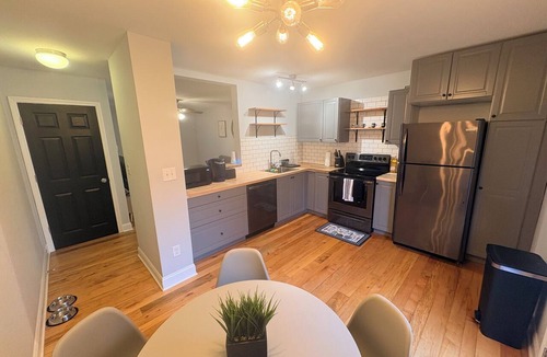 Winston - Salem House | Conveniently located 2 bedroom townhome in welcoming Winston-Salem