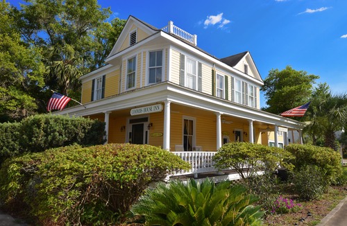 Historic Downtown Apalachicola Hotel | Coombs Inn & Suites, Ascend Hotel Collection