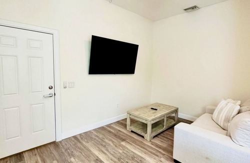 Auburndale Condo | Costa Lake Condo