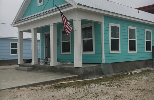 Mexico Beach House | Cottage by the beach ! Short 120 steps to the beach and its beautiful waiting !
