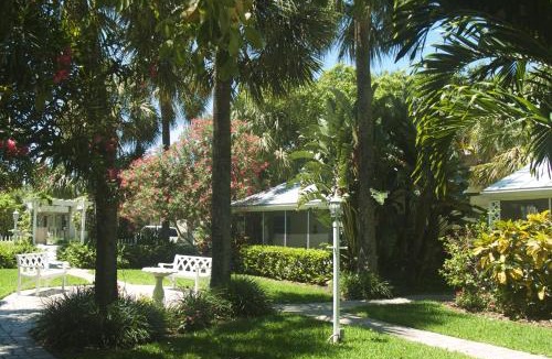 Pompano Beach Cabin | Cottages by the Ocean