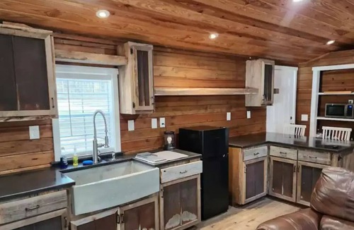 Fitzgerald Cabin | Country Cabin Get Away