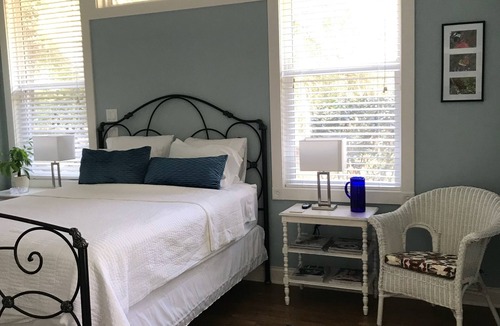 Alachua House | Country Cottage Alachua Gainesville High Springs Ginny Springs Go Gators!