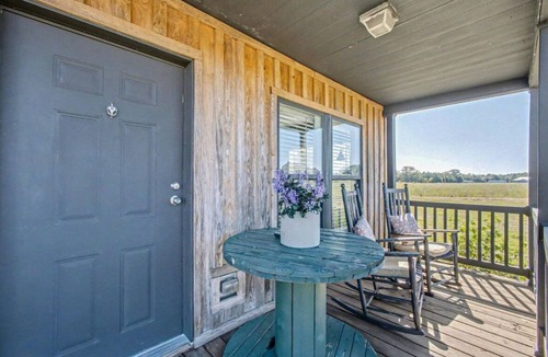 Aiken Cottage | Country Cottage in Aiken, pet friendly!