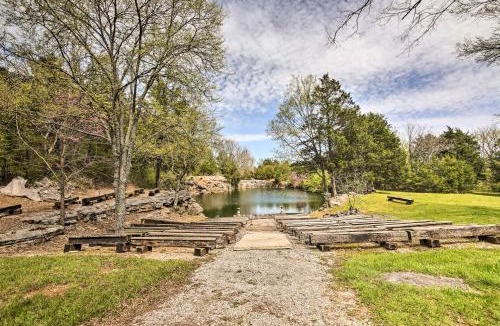 Watertown House | Country Home w/Fire Pit: 40 Mi to Nashville!