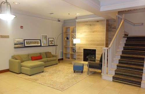 Helen Hotel | Country Inn & Suites by Radisson, Helen, GA