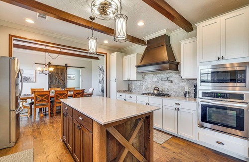 Crossville Cottage | Country Views By Cumberland Mtn, Crossville Meadow