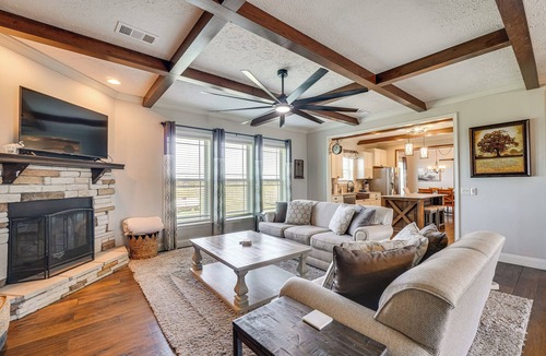 Crossville Cottage | Country Views By Cumberland Mtn, Crossville Meadow