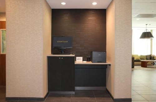 Port Saint Lucie Hotel | Courtyard by Marriott Port St. Lucie Tradition