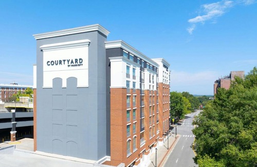Athens Hotel | Courtyard by Marriott Athens Downtown