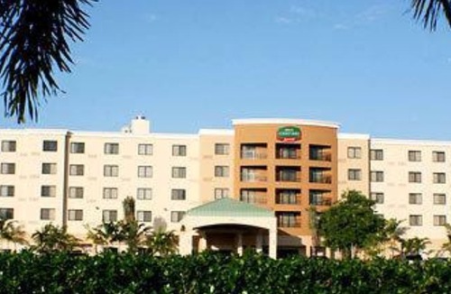 Ludlam Hotel | Courtyard by Marriott Miami at Dolphin Mall