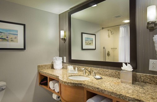 Central Beach Hotel | Courtyard by Marriott Fort Lauderdale Beach