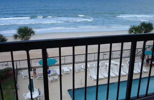 Bostroms Condo | Cove On Ormond Beach Resort ~ 2 BD CONDO ON THE BEACH ~ BEAUTIFUL VIEWS