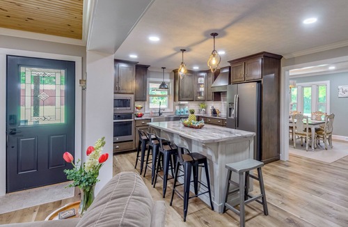 Olmstead House | Covered Patio, Fire Pit & Grills: Olmstead Getaway