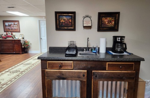 Greenback Apartment | Cozy 1-bedroom studio in quite lovely country side Greenback.