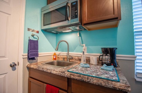 Conway House | Cozy 1BR Retreat Private Entry & Pets OK