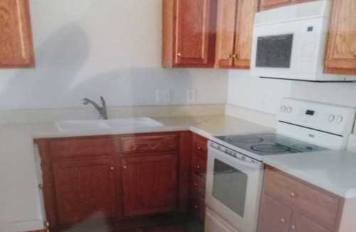 Cornelius Condo | Cozy 2-bedroom condo in peaceful Cornelius with AC