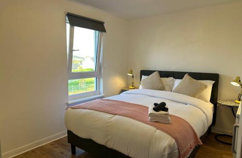 Liberton Apartment | Cozy 2 bedrooms with private parking space and garden