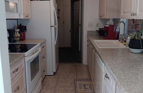 Port Charlotte House | Cozy 2 BR, 2 BA Near Beaches.