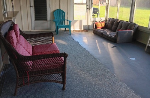 Port Charlotte House | Cozy 2 BR, 2 BA Near Beaches.