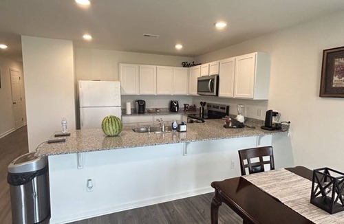 Florence House | Cozy 4-bedroom house with WiFi, AC in charming Florence