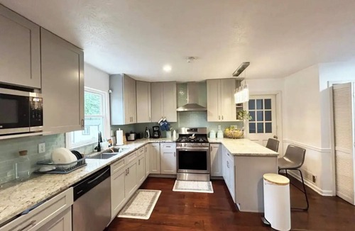 Stone Mountain House | Cozy 4-Bedroom Retreat Near Stone Mountain Park – Perfect for Family Getaways!