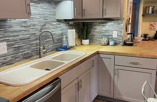 Alligator Point Cottage | Cozy Alligator Point Beach Cottage in the Trees