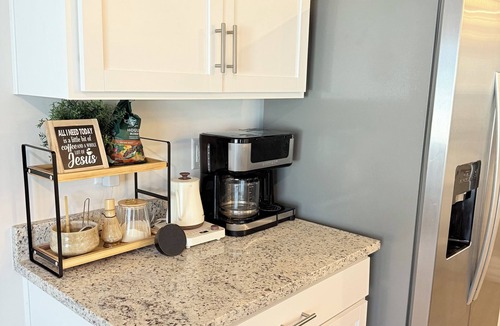 Haw River House | Cozy and relaxing park side retreat. Fenced in yard.