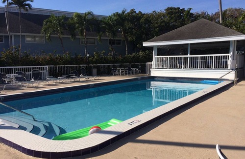 Key Biscayne House | Cozy Beach House at Key Biscayne
