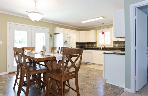 Tranquil Harbour House | Cozy Beach House - Just minutes from the beach! Pet Friendly!