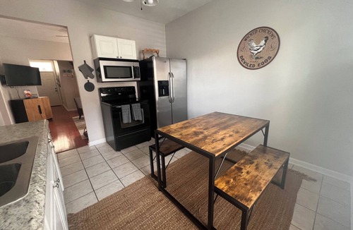 Old Southwest Condo | Cozy Condo in Downtown Roanoke VA