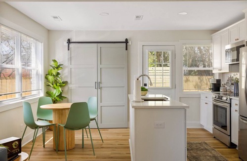 Cornelius Cottage | Cozy Cottage in Cornelius