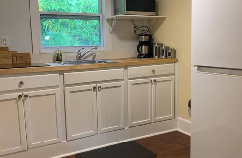 Ferndale Cottage | Cozy cottage in the countryside of Montverde, Fl.