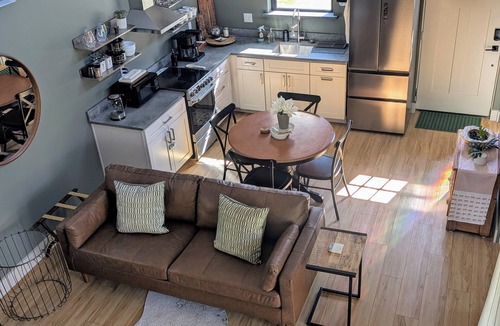 Waynesville Cottage | Cozy Cottage Sleeps 4! - Master King Bedroom and Hideaway Loft with Double Bed.