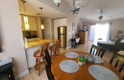 Arlington Park House | Cozy, - fully furnished, BEAUTIFUL HOUSE, 5 minutes from Siesta Key Beach