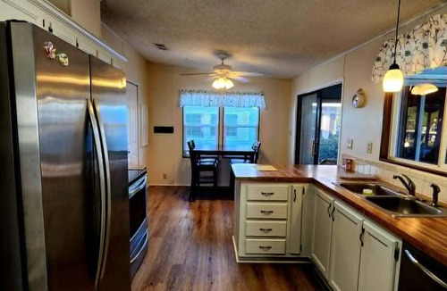 Parrish House | Cozy getaway 55+ community 2bed/2bath Parrish