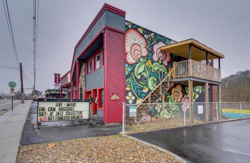 Kingsport Apartment | Cozy Kingsport Apartment: Walk to Cidery!