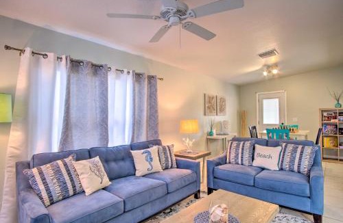 Tropic House | Cozy Melbourne Home w/Deck & Pool: 5 Mi to Beach!