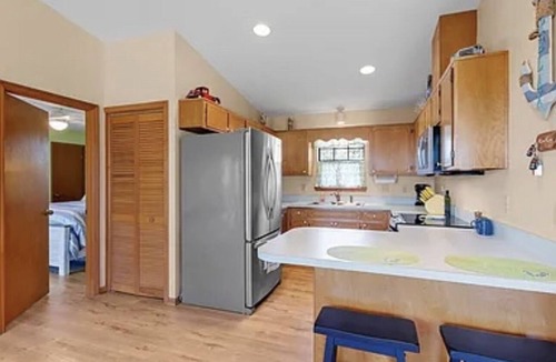 Ochlockonee Bay House | Cozy place on the water! Great for fishing and close to beaches!