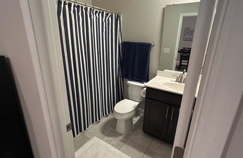 Southwest Raleigh House | Cozy Private Basement Located in the heart of Cary/Raleigh
