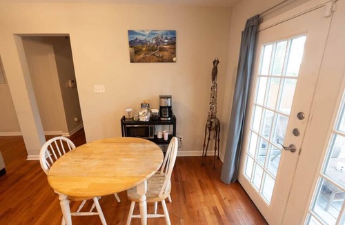 Candler-McAfee House | Cozy Ranch Style Home in Decatur, GA